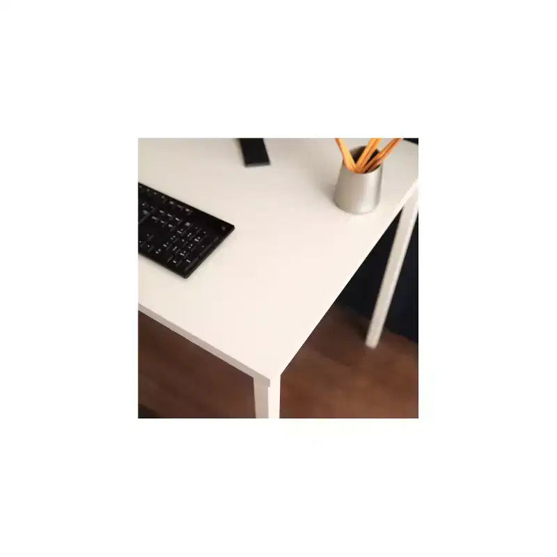 Bureau d'ordinateur contemporain en bois et métal